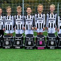 JO8-1 bedankt sponsoren! ⚽🖤🤍