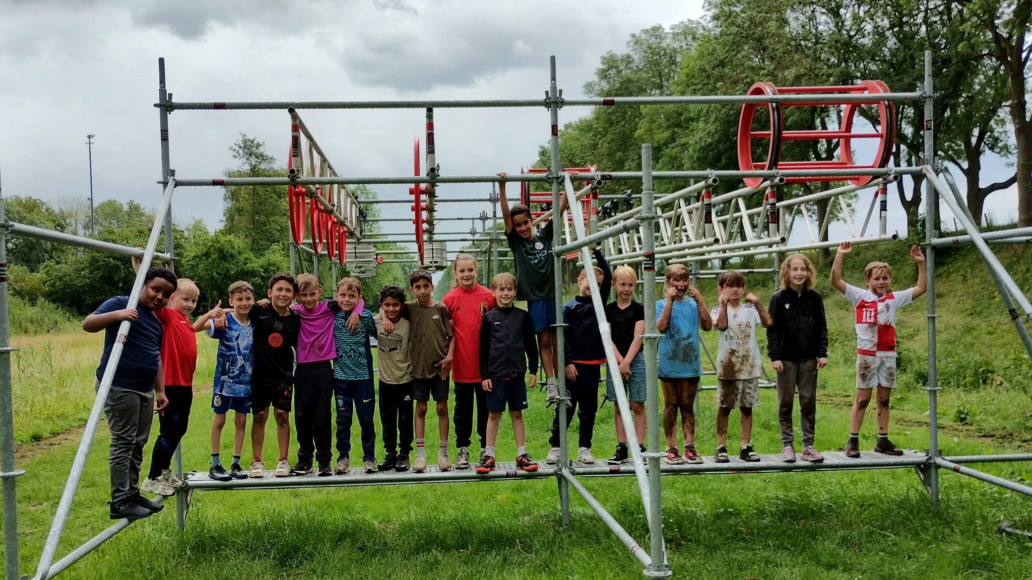 Laatste training Jo9-1 en JO9-2 bij Gymforce