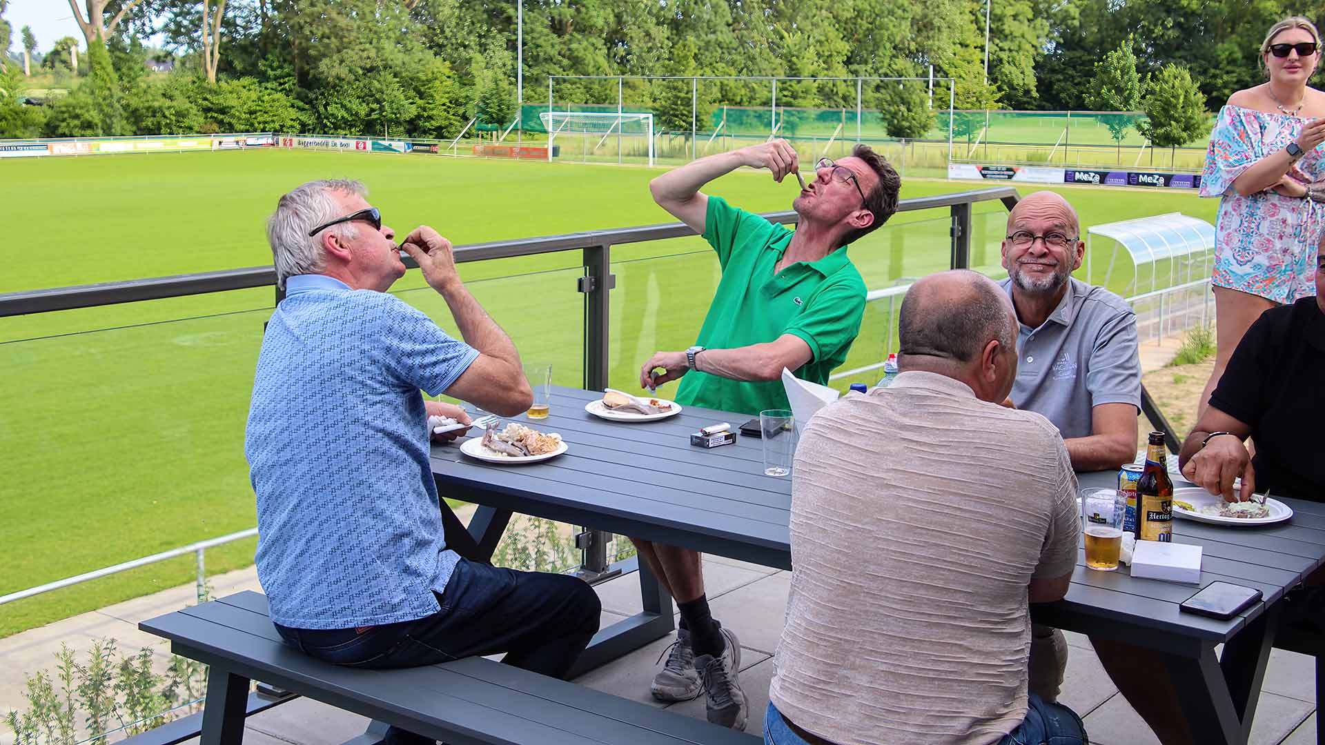 Foto's haringparty