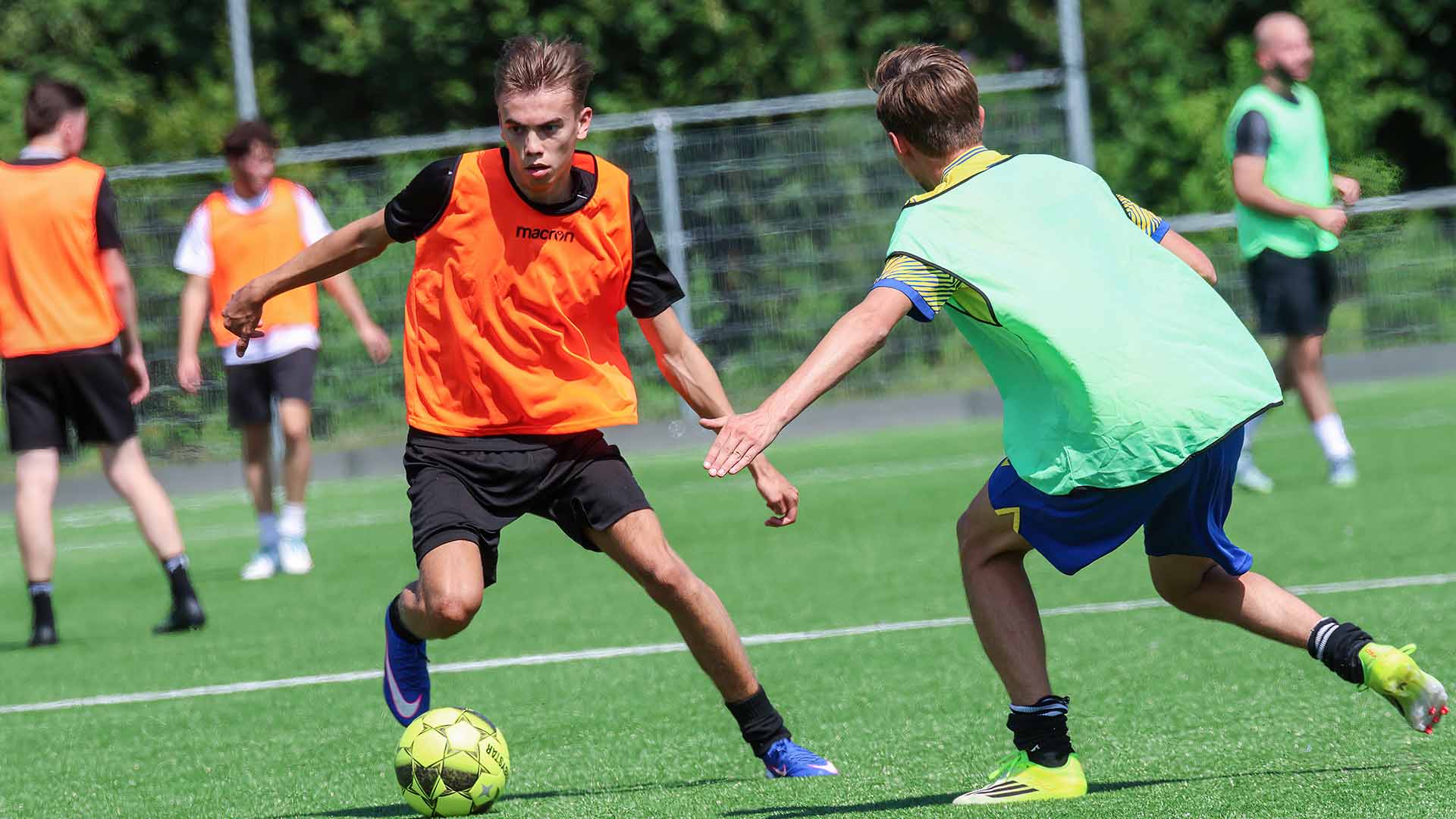 Dubbeldam 2 opent Dubbeldam Toernooi tegen RCD 2