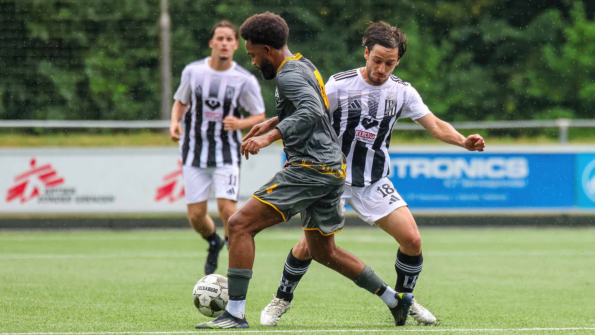 Dordtse derby tegen koploper SSW
