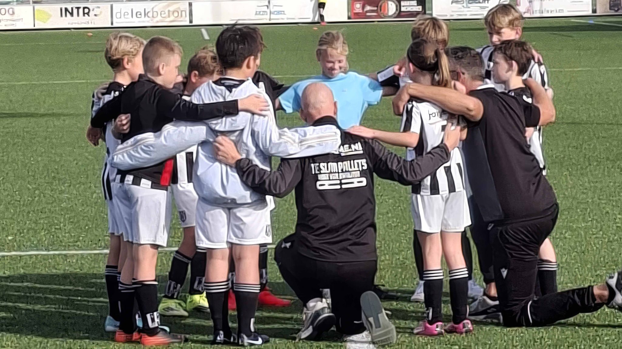 Dubbeldam JO12-2 verkoopt de huid duur tegen Groot Ammers