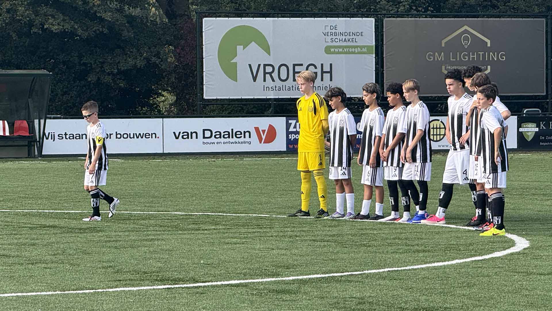 Nieuwe tenues, een aanwinst en een Gorinchemse thriller