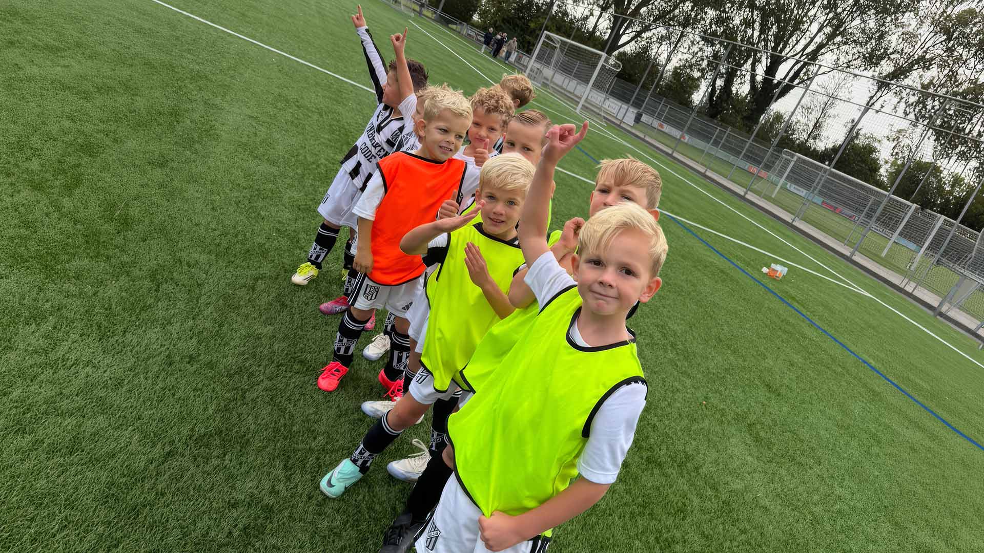 Heerlijke voetbalochtend voor Dubbeldam JO7-1