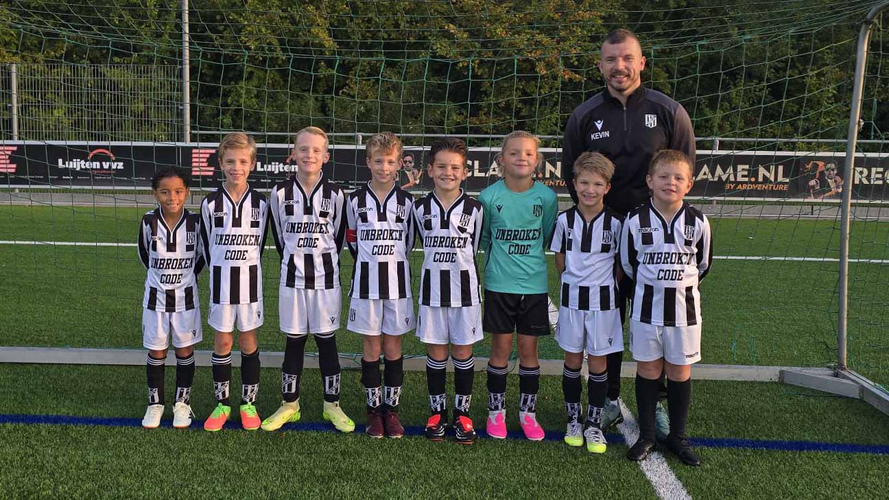 Dubbeldam JO9-1 blijft ongeslagen na spektakelstuk