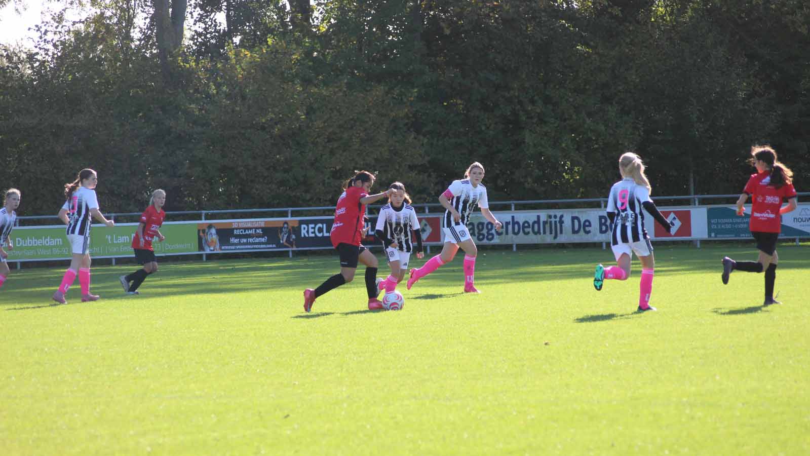 Overtuigende overwinning MO15-1